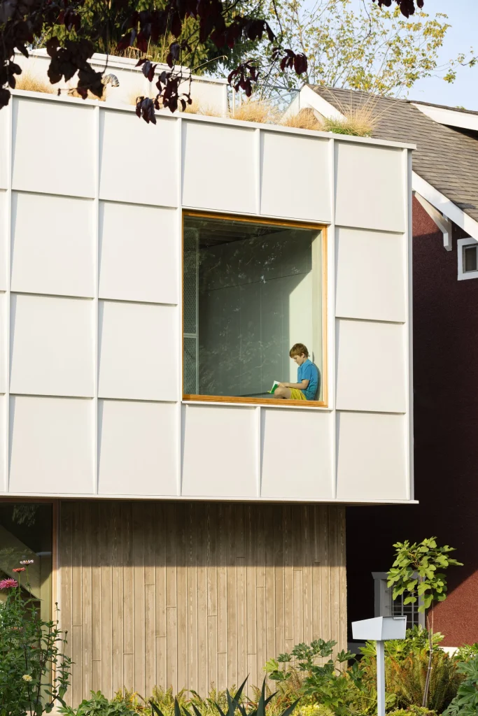 East Van Residence by SM Studio